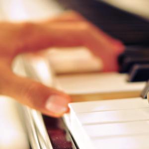 大乳女被狂揉gif图片
